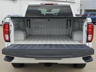 GMC Sierra 1500 2025 4x4 Pro 4dr Cabina de Crew 6.6 ft. SB