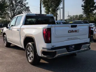 GMC Sierra 1500 2025 4x2 SLT 4dr Crew Cab 5.8 ft. SB