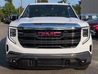 GMC Sierra 1500 2025 4x2 SLT 4dr Crew Cab 5.8 ft. SB