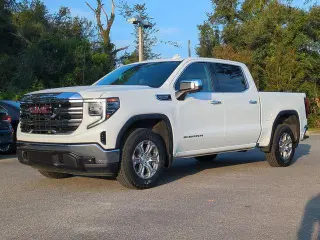 GMC Sierra 1500 2025 4x2 SLT 4p. Cabina de Tripulacion 5.8 ft. CB