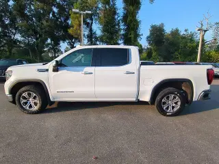 GMC Sierra 1500 2025 4x2 SLT 4p. Cabina de Tripulacion 5.8 ft. CB