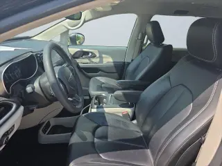Chrysler Pacifica 2023 AWD Touring L 4dr Minivan