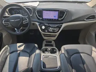 Chrysler Pacifica 2023 AWD Touring L 4dr Minivan