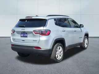 Jeep Compass 2024 4x4 Latitude 4dr SUV