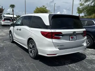 Honda Odyssey 2023 Touring 4dr Mini-Van