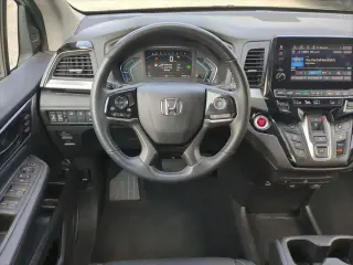 Honda Odyssey 2023 Touring 4p Mini-Van