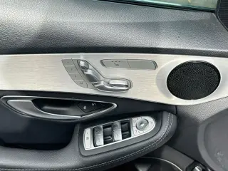 Clase C Mercedes-Benz 2019 C 300 4p Sedán