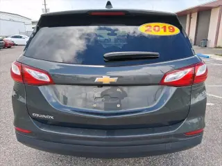 Chevrolet Equinox 2019 LS 4p SUV con 1LS