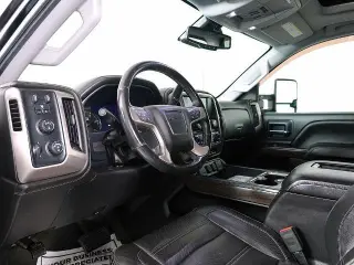 GMC Sierra 2500HD 2018 4x4 Denali 4dr Crew Cab SB