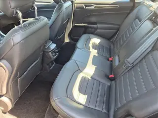 Ford Fusion Hybrid 2013 SE 4dr Sedan