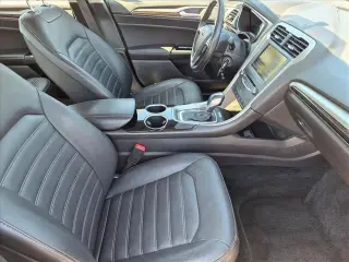 Ford Fusion Hybrid 2013 SE 4dr Sedan