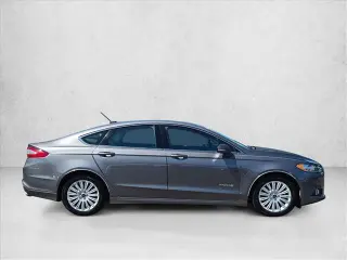 Ford Fusion Hybrid 2013 SE 4dr Sedan