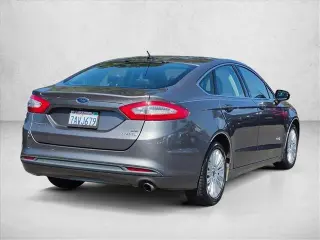Ford Fusion Hybrid 2013 SE 4dr Sedan