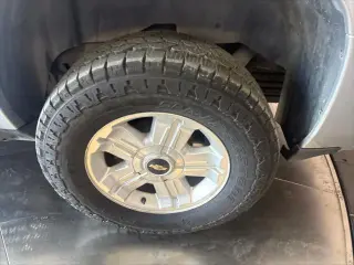 Chevrolet Suburban 2013 4x4 LT 4dr SUV
