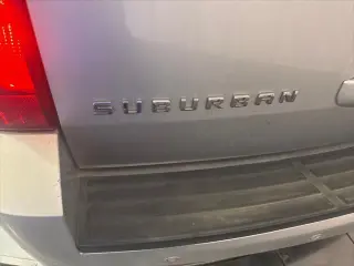 Chevrolet Suburban 2013 4x4 LT 4dr SUV