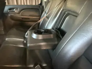 Chevrolet Suburban 2013 4x4 LT 4dr SUV