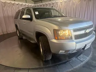 Chevrolet Suburban 2013 4x4 LT 4dr SUV
