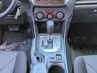 Subaru Impreza 2022 AWD Premium Sedán 4 puertas