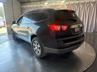 Chevrolet Traverse 2015 LT 4dr SUV con 2LT