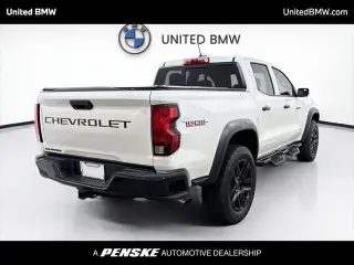 Chevrolet Colorado 2023 4x4 Trail Boss 4p Camión de cabina completa 5 pies ST