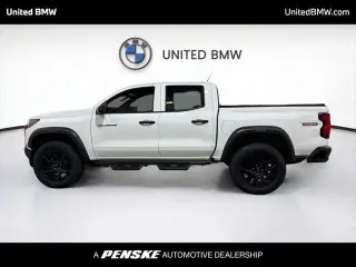Chevrolet Colorado 2023 4x4 Trail Boss 4p Camión de cabina completa 5 pies ST