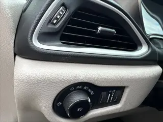 Chrysler Pacifica 2023 Touring L 4dr Mini-Van
