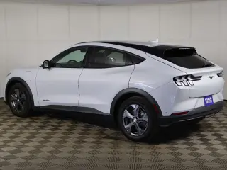 Ford Mustang Mach-E 2022 AWD Select 4dr SUV