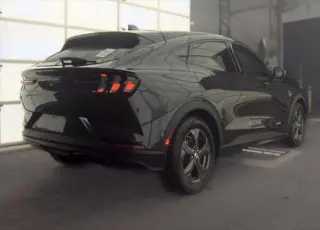 Ford Mustang Mach-E 2022 Select 4dr SUV