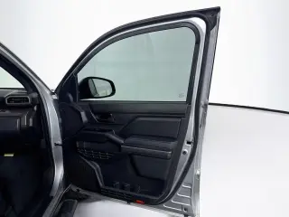 Toyota Tacoma 2024 4x2 SR5 4p Doble Cabina Doble 5.0 ft SB