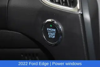 Ford Edge 2022 AWD Titanium 4dr Crossover