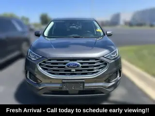 Ford Edge 2022 AWD Titanium 4dr Crossover