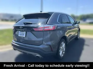 Ford Edge 2022 AWD Titanium 4dr Crossover