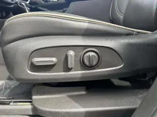 Chevrolet Traverse 2023 4x4 Premier 4p SUV