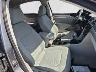 Volkswagen Passat 2014 1.8T S PZEV 4dr Sedán 6A