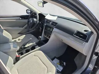 Volkswagen Passat 2014 1.8T S PZEV 4dr Sedán 6A