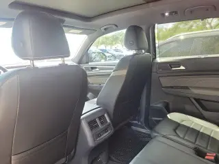 Volkswagen Atlas Cross Sport 2023 AWD V6 SEL Premium R-Line 4Motion 4dr SUV