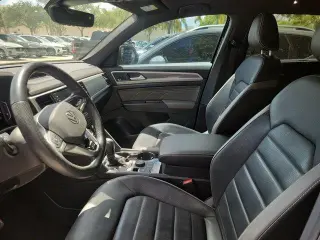 Volkswagen Atlas Cross Sport 2023 AWD V6 SEL Premium R-Line 4Motion 4dr SUV