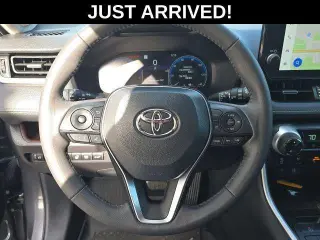Toyota RAV4 2025 Limited 4p SUV