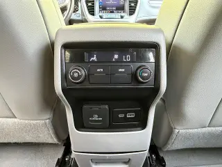 GMC Acadia 2023 4x4 SLT 4p SUV