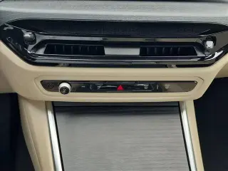 BMW Serie 3 2025 330i Sedán 4 puertas