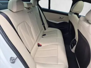 BMW Serie 3 2025 330i Sedán 4 puertas