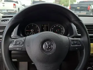 Volkswagen Passat 2015 2.0L TDI SEL Premium Sedán 4 puertas