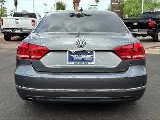 Volkswagen Passat 2015 2.0L TDI SEL Premium Sedán 4 puertas