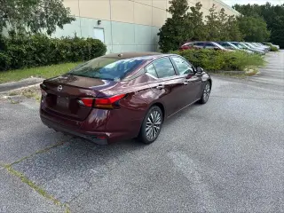 Nissan Altima 2024 2.5 SV 4dr Sed n