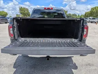 GMC Sierra 1500 2018 4x4 SLT 4dr Crew Cab 5.8 ft. CB