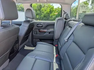 GMC Sierra 1500 2018 4x4 SLT 4dr Crew Cab 5.8 ft. CB