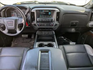 GMC Sierra 1500 2018 4x4 SLT 4dr Crew Cab 5.8 ft. CB