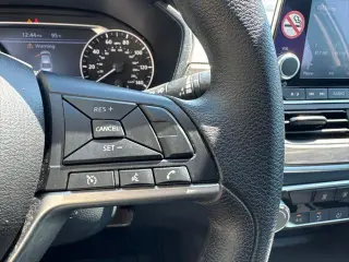 Nissan Altima 2025 2.5 SV 4dr Sedan