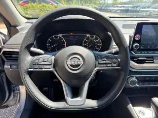 Nissan Altima 2025 2.5 SV 4dr Sedan