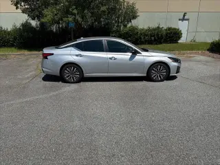 Nissan Altima 2025 2.5 SV 4dr Sedan